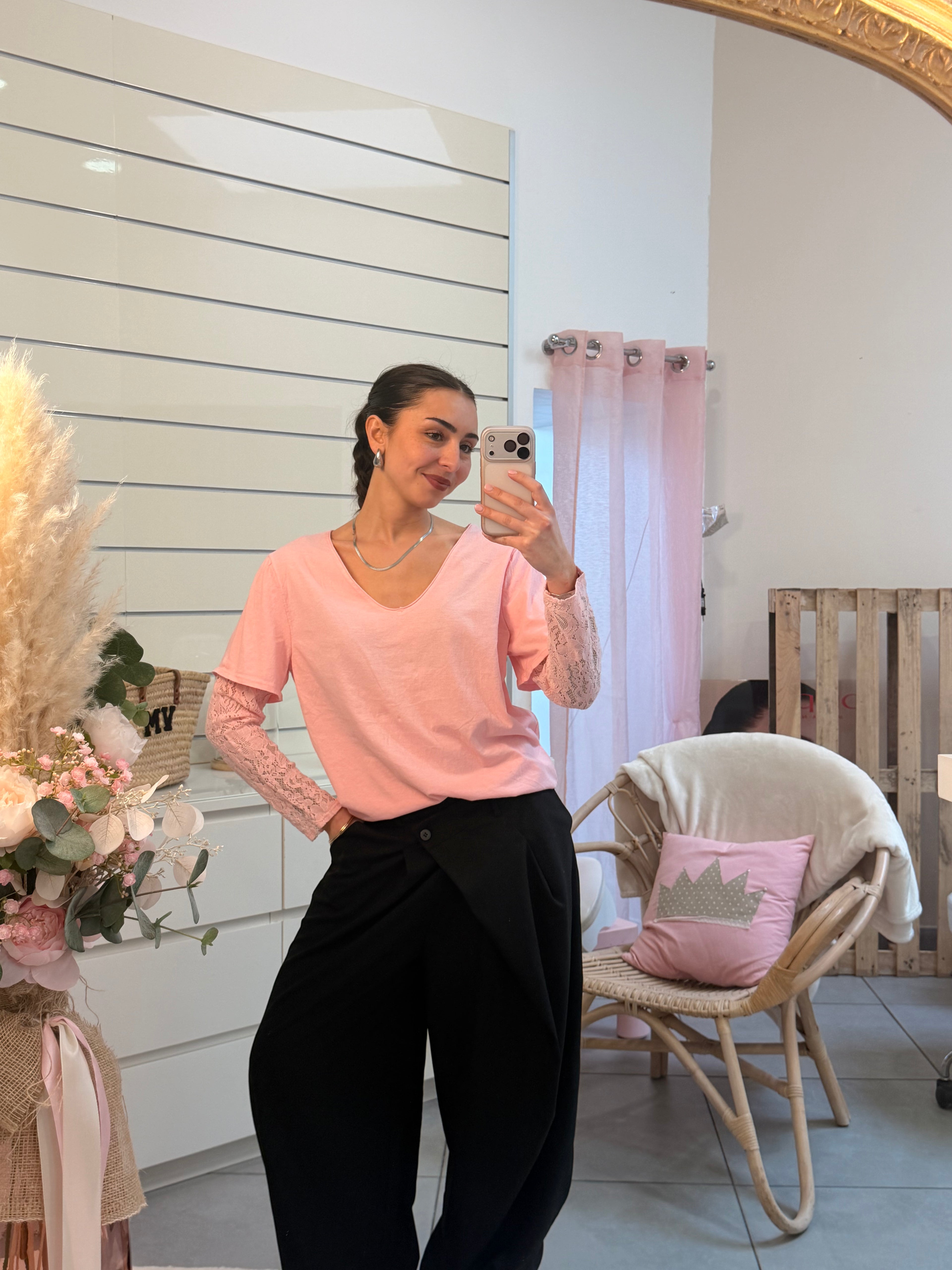 Tee-shirt en dentelle